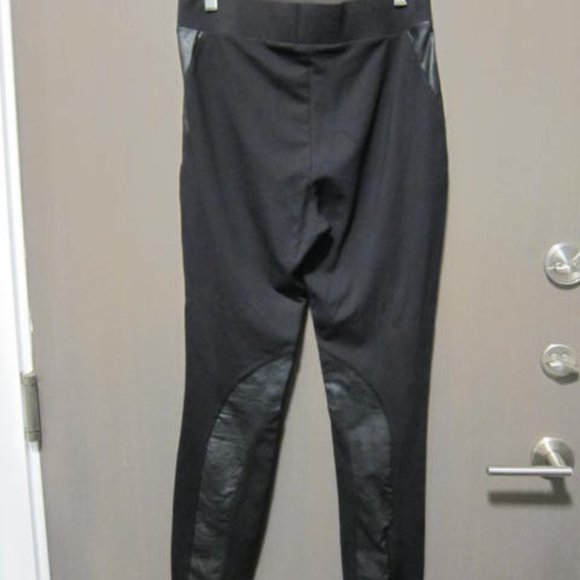 Pleather (vegan) Leggings - Picture 2 of 4